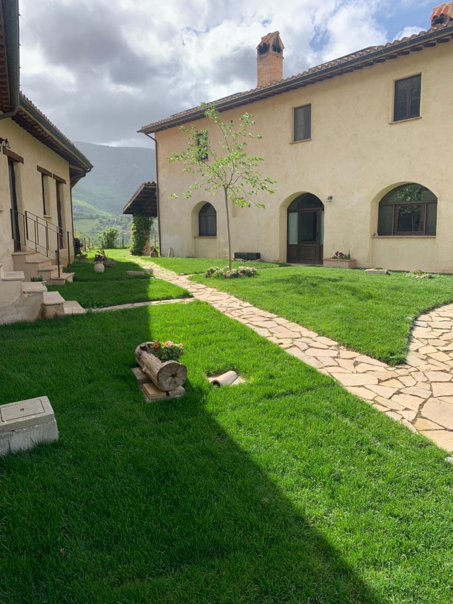 Agriturismo Il Covo Del Solengo Valtopina Екстер'єр фото